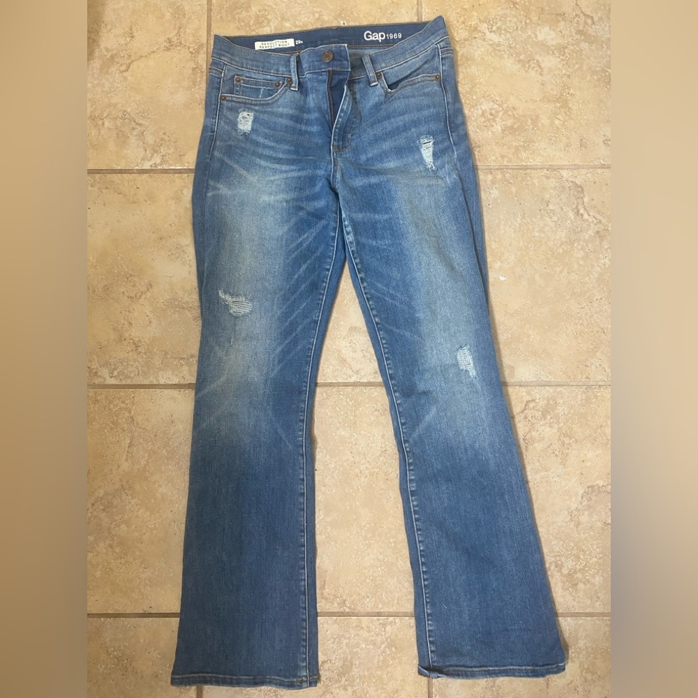 GAP Women's Medium Blue resolution perfect boot cut Jeans with Light Distressing